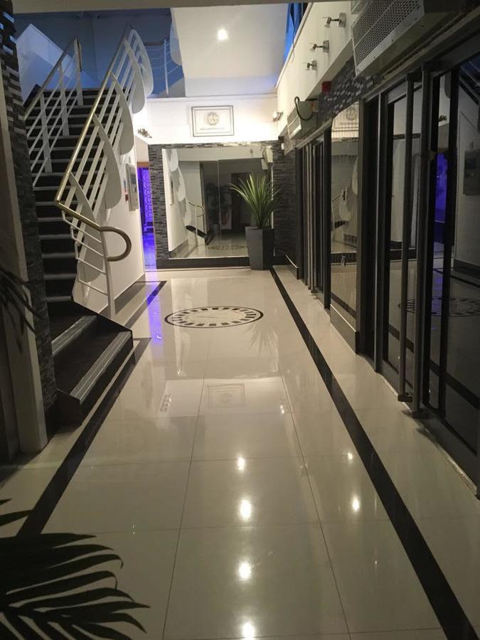 מידלסבורו The Grand Astoria Hotel מראה חיצוני תמונה